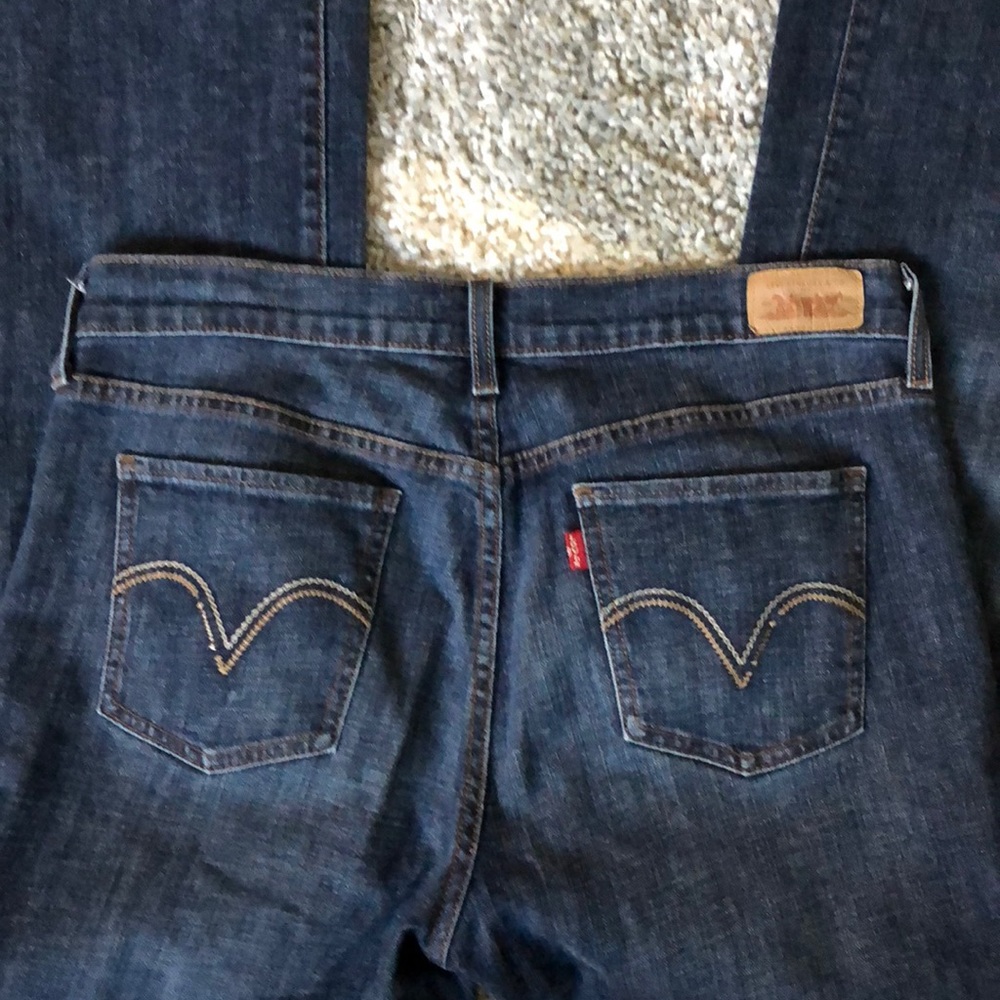 Levi’s Bootcut Jeans - Picture 4 of 6